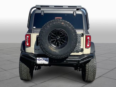 New 2025 Ford Bronco Badlands AWD/4WD image 4
