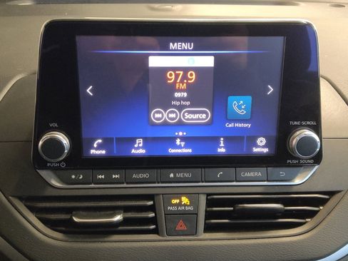 Used 2021 Nissan Altima 2.5 SR w/ SR Premium Package image 25