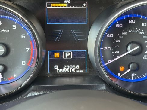 Used 2017 Subaru Outback 3.6R Limited AWD/4WD image 26