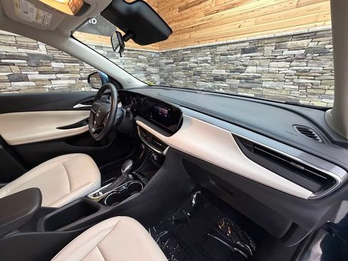 Used 2024 Buick Encore GX Sport Touring w/ Advanced Technology Package AWD/4WD image 22