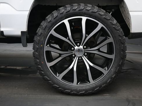 Used 2022 Ford F150 XLT w/ Equipment Group 301A Mid AWD/4WD image 15