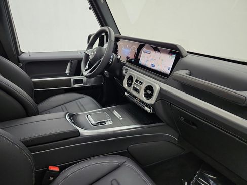 Certified 2025 Mercedes-Benz G 550 image 18