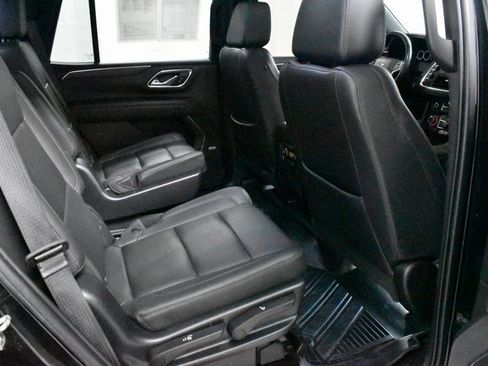 Certified 2021 Chevrolet Tahoe Z71 w/ Luxury Package image 17