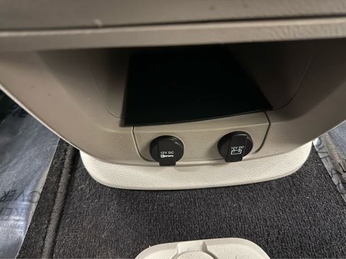 Used 2016 Dodge Grand Caravan SE w/ Quick Order Package 29E SE image 16