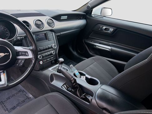 Used 2023 Ford Mustang GT RWD image 21