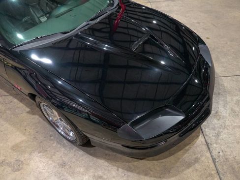 Used 1994 Chevrolet Camaro Z28 RWD image 18