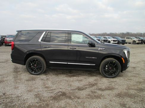 New 2026 GMC Yukon Elevation w/ Elevation Premium Package image 3