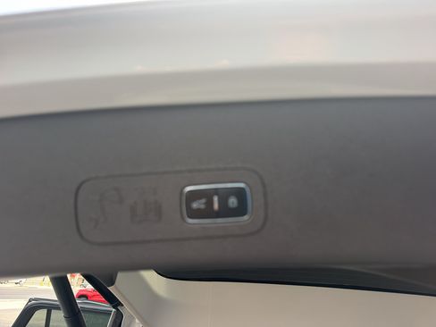 Used 2022 Lincoln Aviator Reserve AWD/4WD image 18