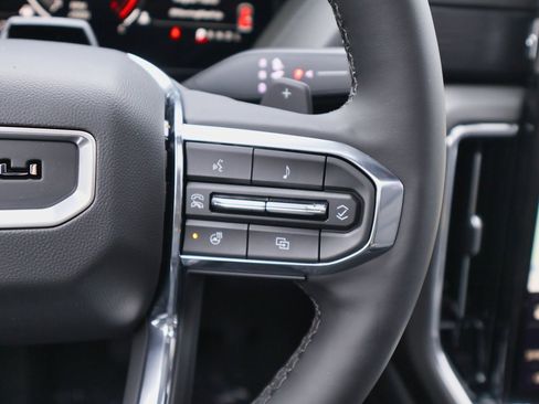 New 2026 GMC Yukon XL Denali w/ Denali Reserve Package image 28