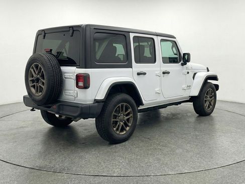 Used 2025 Jeep Wrangler Sport S image 9
