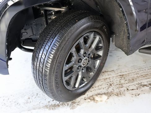 Used 2024 Toyota Tundra Platinum image 43