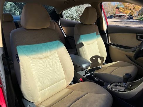 Used 2013 Hyundai Elantra GLS w/ Preferred Pkg image 37