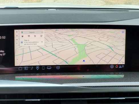 Used 2025 Cadillac Escalade ESV V AWD/4WD image 16