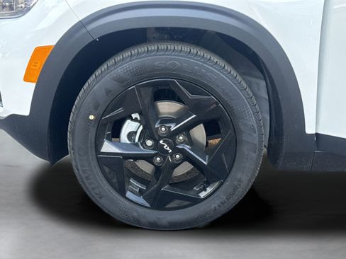 New 2026 Kia Seltos EX w/ EX Sunroof Package FWD image 31