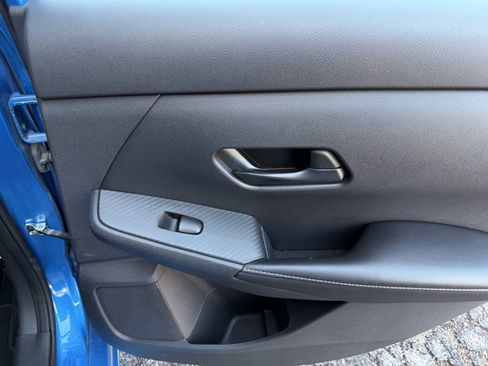 Used 2024 Nissan Sentra SV image 24