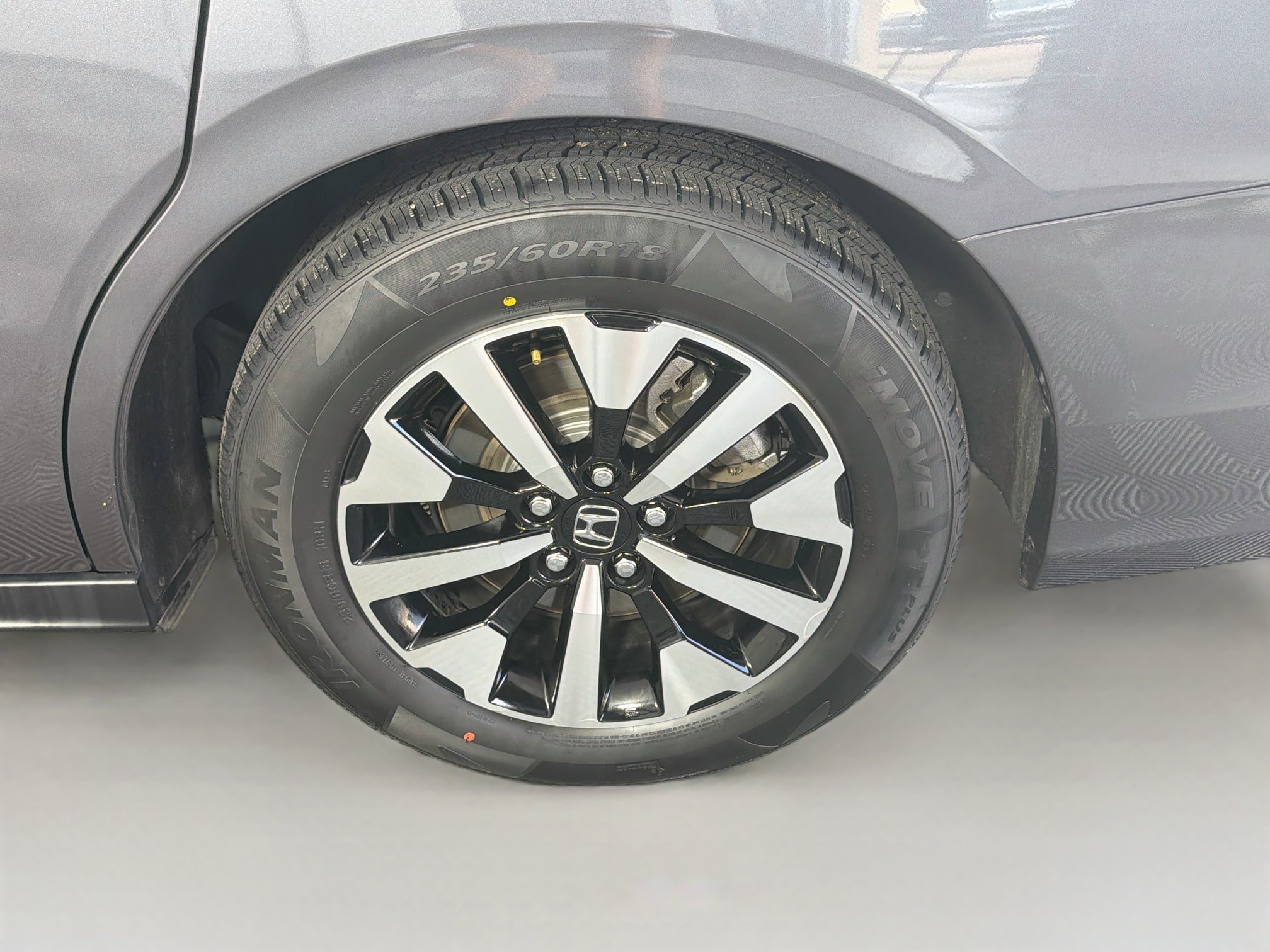 Used 2025 Honda Odyssey EX-L image 11