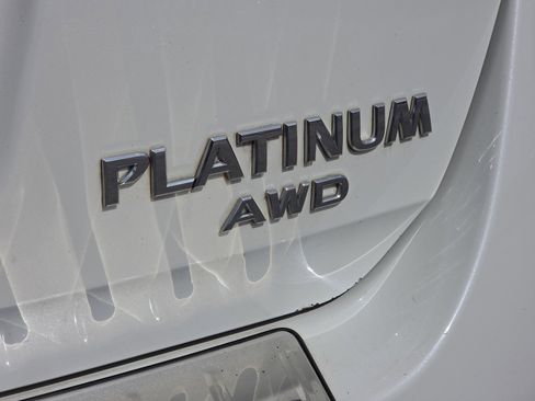 Used 2011 Nissan Murano LE AWD/4WD image 8