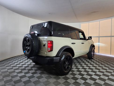 New 2025 Ford Bronco Big Bend image 7