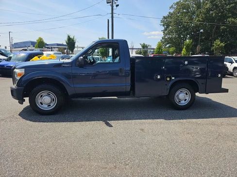 Used 2016 Ford F250 XL RWD image 2