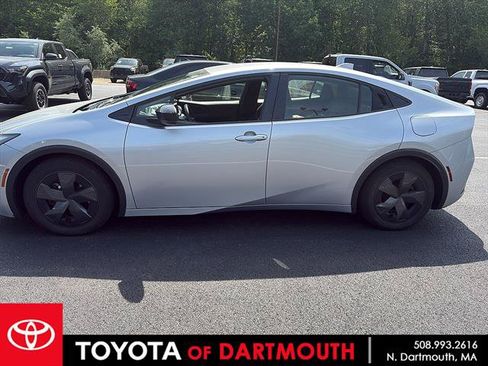 Used 2023 Toyota Prius Prime FWD image 1
