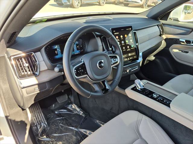 Certified 2026 Volvo XC90 B6 Plus AWD/4WD image 12