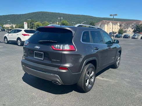 Used 2019 Jeep Cherokee Limited AWD/4WD image 8
