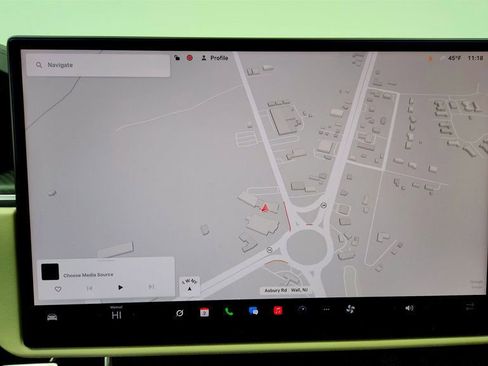 Used 2024 Tesla Model S Plaid image 22