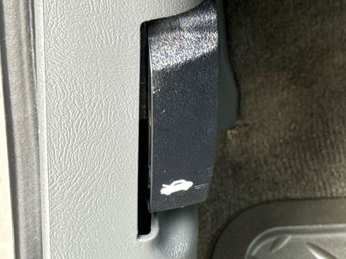 Used 2007 Chevrolet Silverado 1500 LT w/ Extended Cab Value Package image 22