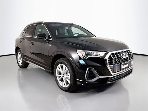 New 2025 Audi Q3 2.0T Premium image 1