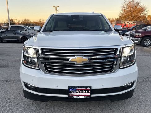Used 2020 Chevrolet Suburban Premier image 7