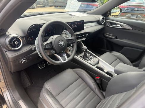 Used 2024 Alfa Romeo Tonale Veloce w/ Active Assist Package image 10