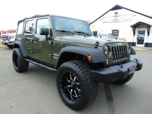 Used 2015 Jeep Wrangler Unlimited Sport w/ Quick Order Package 23S image 3