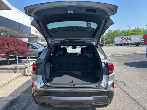 New 2026 GMC Terrain AT4 w/ Technology Package II AWD/4WD image 30