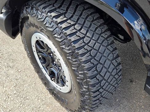 Used 2024 Ford Bronco Outer Banks AWD/4WD image 23