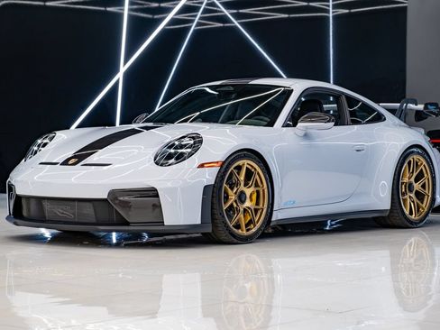 Used 2026 Porsche 911 GT3 RWD image 2