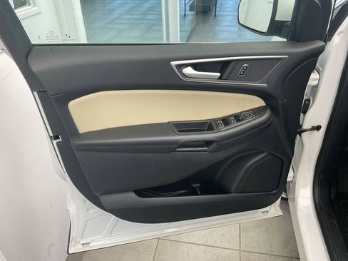 Used 2023 Ford Edge SEL w/ Convenience Package AWD/4WD image 9