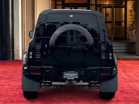 New 2025 Land Rover Defender 110 V8 image 5