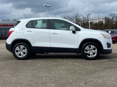 Used 2016 Chevrolet Trax LS image 4