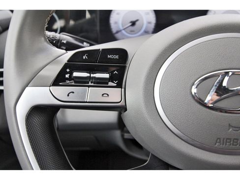 Used 2023 Hyundai Elantra SEL w/ Convenience Package image 15