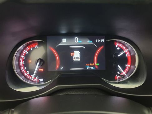 Used 2025 Toyota RAV4 XLE image 29