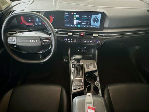 Used 2026 Kia Sportage EX FWD image 27