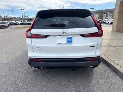 Used 2024 Honda CR-V Sport image 3