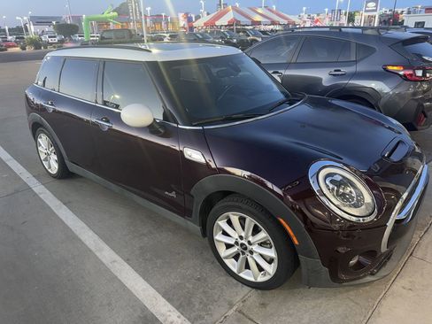 Used 2019 MINI Cooper Clubman S w/ Storage Package image 9