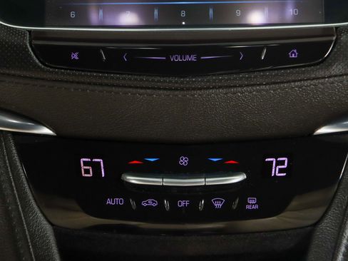 Used 2018 Cadillac XT5 FWD w/ LPO, Wheel Lock Package image 20