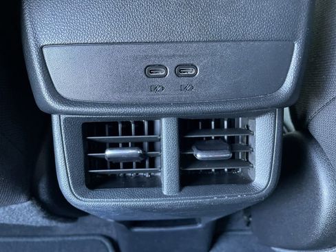 Used 2026 GMC Terrain Elevation image 26