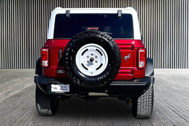 Used 2026 Ford Bronco Heritage Edition AWD/4WD image 4