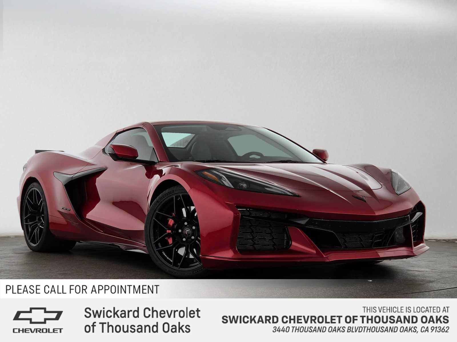 Used 2025 Chevrolet Corvette Z06 RWD image 1