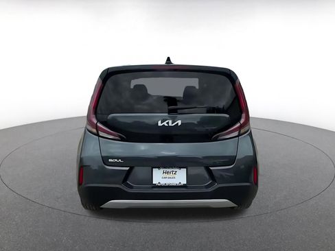 Used 2025 Kia Soul LX w/ LX Technology Package FWD image 12