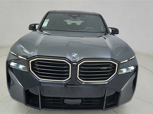 Used 2023 BMW XM image 13