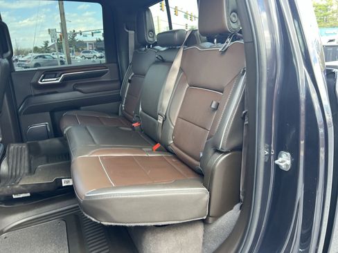 Used 2024 GMC Sierra 2500 Denali w/ Denali Reserve Package image 25